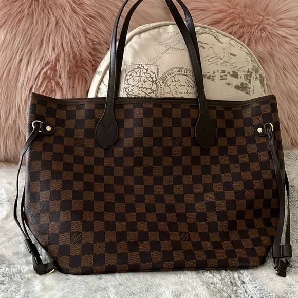 Beautiful Designer Inspired Brown Checkered Tote Bag 💼 - Picture 1 of 12